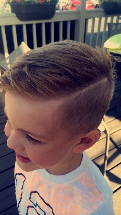 Baby boy haircuts will not only look great on a kid but also complement his style in 2021. Cutest Haircuts for Your Baby Boy | Little boy haircuts ...