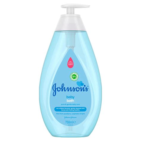 Johnson's® baby bubble bath fills a bathtub up with fun bubbles that gently soothes and cleanse baby by turning bath time into fun time. JOHNSON'S® Baby Bath 750ml | Baby & Toddler | Iceland Foods