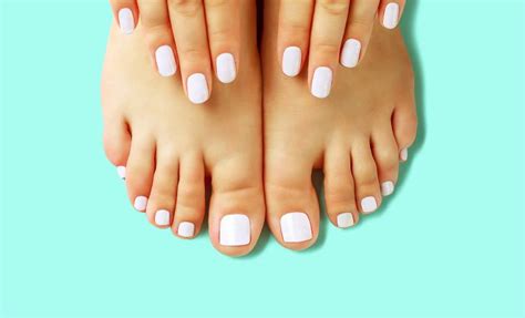 Get A Deluxe Manicure And Pedicure In South Kensington Daddys Deals