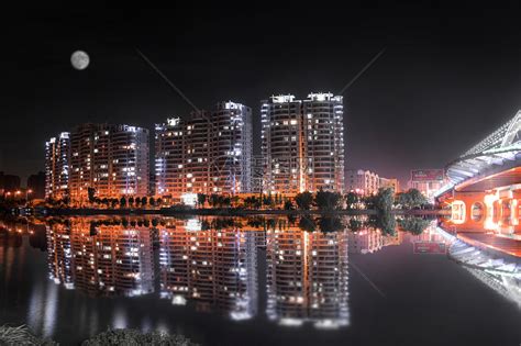 城市月圆夜色高清图片下载 正版图片500636398 摄图网