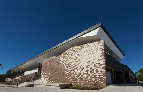 Bellbowrie Pool By Bureau Proberts Architects By The Brickery Archipro Nz