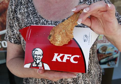 Hundreds Of Uk Kentucky Fried Chickens Run Out Of Well Chicken The