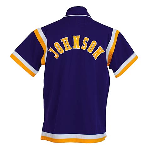 The most common lakers warm up material is flannel. Lot Detail - 1989-1990 Magic Johnson Los Angeles Lakers ...