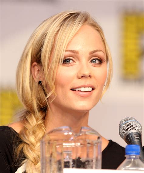 File:Laura Vandervoort by Gage Skidmore.jpg - Wikimedia Commons