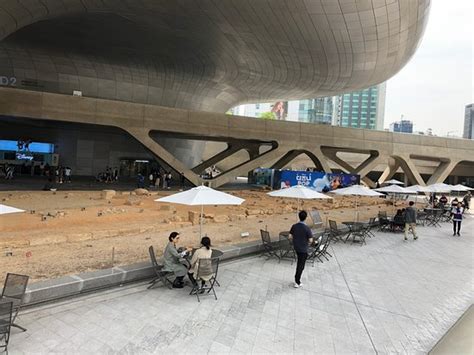 Dongdaemun Design Plaza Ddp Seoul Updated 2020 All You Need To