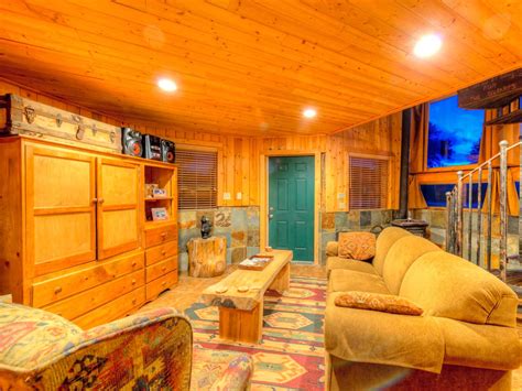 Cabin With A Hot Tub Denver Colorado Glamping Hub