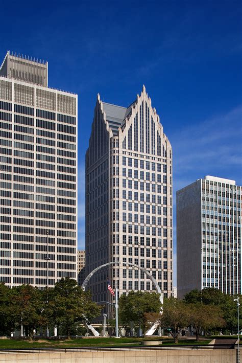 Comerica Tower At Detroit Center Hines