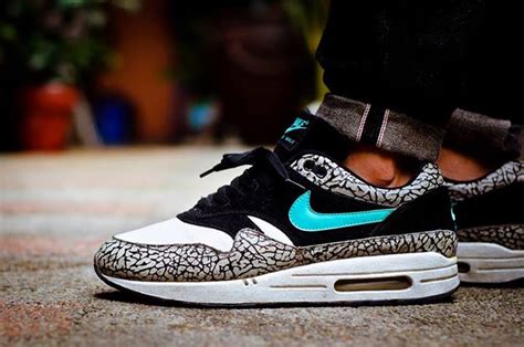 This is the latest sound innovation by dolby labs, and is the most extreme form of surround sound that you're likely to find. Nike Air Max 1 Atmos Elephant 2017 - Sneaker Bar Detroit