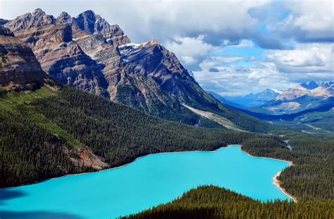 Обои лес озеро горы канада на рабочий стол