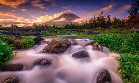 Sunset Mount Mayon Stratovolcano N The Daraga Philippines Mountain