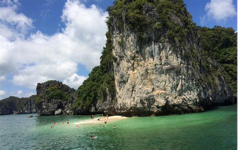 Ba Trai Dao Beach Best Halong Bay Cruise Trip Activities