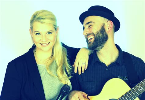Mit seiner urtypischen melange aus charmantem grant und bissigem wortwitz fabriziert der wiener franz joseph machatschek, genannt „der machatschek, diese speziellen. Lady Eve & her one man band | Braunau.Simbach.Inn