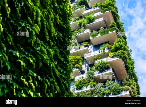 Bosco Verticale Vertical Forest Milan Italy Stock Photo Alamy