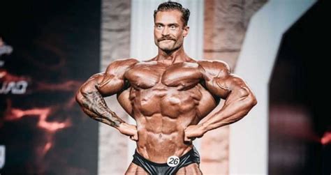 Chris Bumstead Hairstyle Physique Classic Bumstead Chris Does He Muscular Development Credit