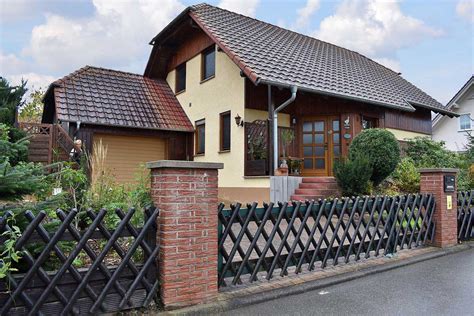 Wohnungssuchende, die in bad salzungen eine wohnung mieten wollen, können sich über einen mangel an schönen mietwohnungen nicht beschweren. Freie Ferienwohnung für 2 Personen in Bad Salzungen