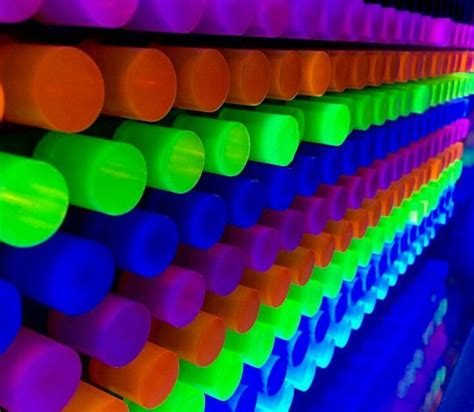Buy ice cubes, trays & moulds and get the best deals at the lowest prices on ebay! Pin by ☆(¬_¬)☆ ǝɹǝɯɾɥƃıu on Black Light Special | Light ...