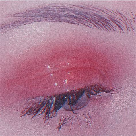 Pin By Ju On Inspo Aesthetic Eyes Aesthetic Makeup Pastel Pink