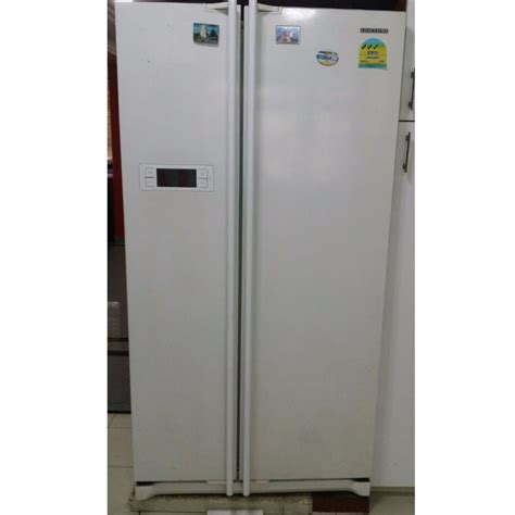 Go through these double door refrigerator price and another contender for the title of the best double door fridge, the samsung rt30n3753sl/hl has a classy steel finish and is packed with the latest. Samsung Double Door Refrigerator, Home Appliances on Carousell