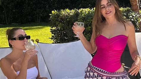 Agts Sofia Vergara Shows Off Hourglass Figure As She Nearly Spills Out Of Plunging One Piece