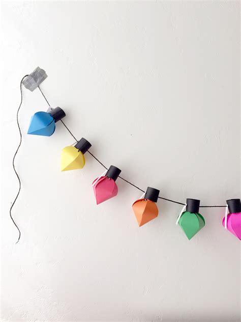 You touch pix of eutoch/shutterstock. DIY Christmas bulb advent calendar