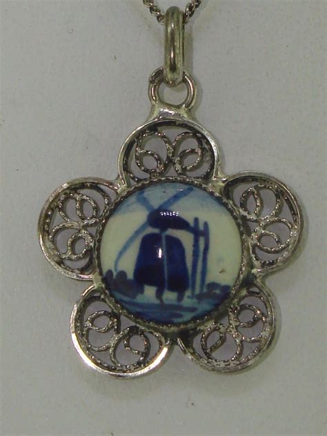 Lovely Vintage 835 Silver Filigree Delft Windmill Pendant Necklace