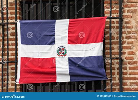 Bandera Dominicana En La Fachada Del Edificio Santo Domingo República Dominicana Primer Foto