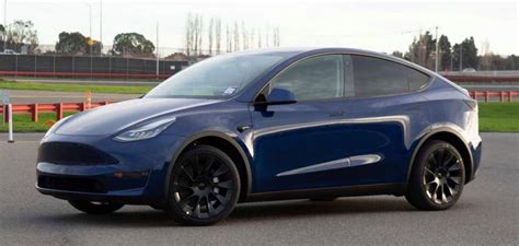 Our car experts choose every product we feature. Tesla Model Y komt veel eerder op de markt - AutoRAI.nl