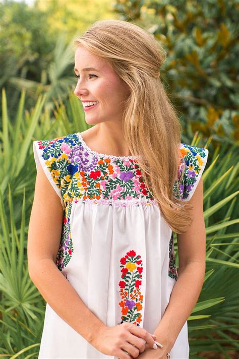 Mi Golondrina Girls A Lonestar State Of Southern Mexican Embroidered Dress Mexican Clothing