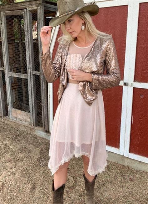 7modern Prom Dresses That Go With Cowboy Boots Selkietwins