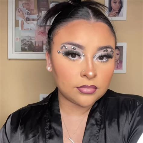 Beauty Lovers Use Hot Glue Guns In Viral Chrome Makeup Trend