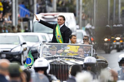 Parabéns dr.sérgio moro, nosso futuro presidente da república em 2022. Segundo pesquisa, Presidente Jair Bolsonaro será reeleito em 2022 em todos os cenários possíveis ...