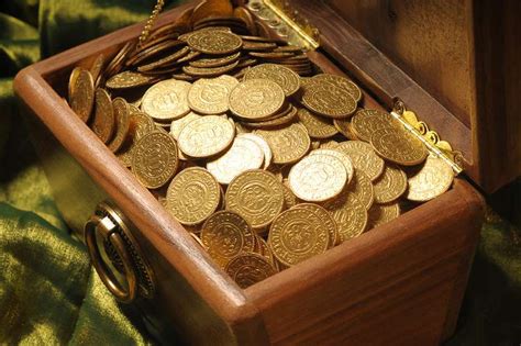 Pirate Treasure Coins Gold Coloured Cardboard 50 Pcs Toolpaw