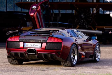 18 Pictures Of Lamborghini Sports Cars That Had Gone Way Too Far