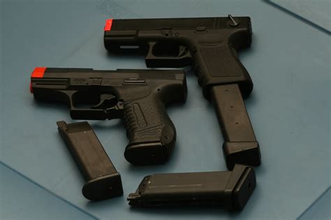 How Realistic Looking Toy Guns Confuse Police And Get People Killed Tpr