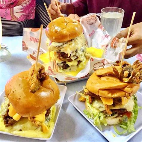 Burger bakar abang burn is one of the longest lasting gourmet burger which opened during the peak of the burger bakar trend. Minat Cheeseburger? Anda Wajib Cuba Burger Bakar 'Cheese ...