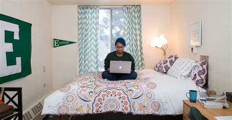 From Full Dorms To Single Occupancy Rooms Michigan Universities Vary