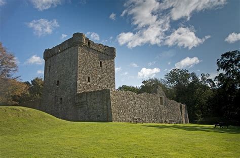 Lochleven Castle By Kinross Castles Visitscotland