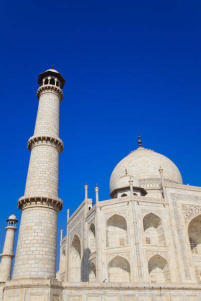 The Unesco World Heritage Site Of The Taj Mahal A White Marble