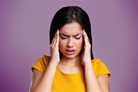 Mal A La Tete Nausées Fatigue - Ne plus souffrir de migraine. en 2020 | Migraine, Maux de tête, Types
