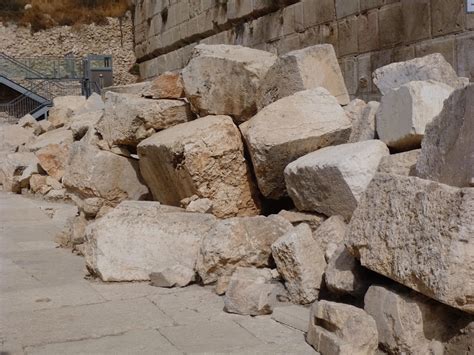 The Destruction Of Jerusalem Chapter 46 Of Jesus His Story In Stone