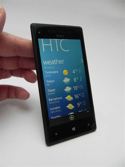 Htc Windows Phone 8x Review Exquisite Design Excellent Audio And