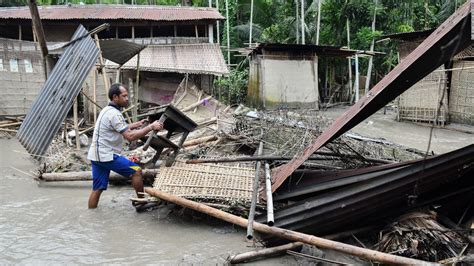 nepal india and bangladesh floods kill more than 100 people cnn