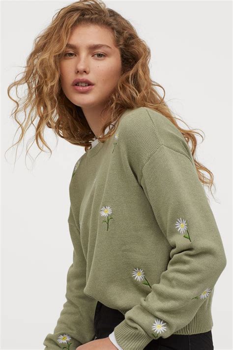 Knit Sweater With Embroidery Light Khaki Greenflowers Ladies Handm