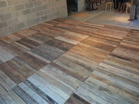 Recycled Pallet Flooring Diy 99 Pallets
