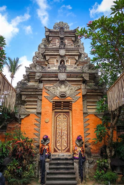 Ingin Menyelami Sejarah Dan Budaya Di Bali Puri Saren Agung Ubud