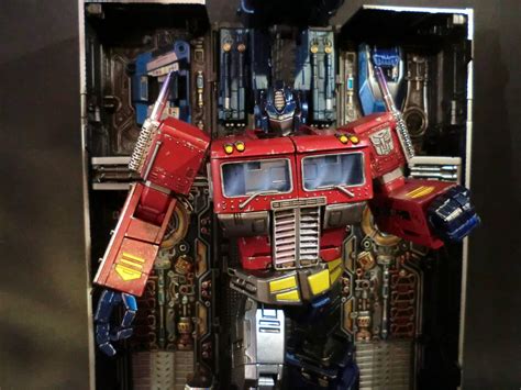 Cimg8986 Custom Masterpiece Optimus Prime Encline Designs Flickr