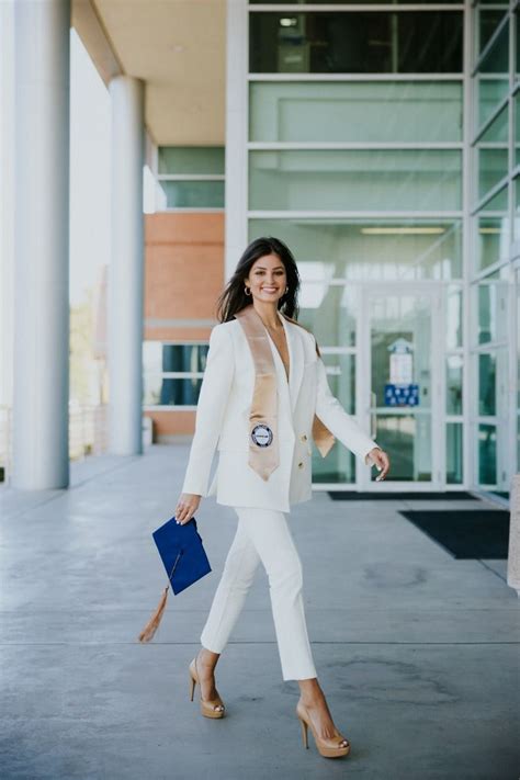 University Of Arizona Senior Graduation Grad Picture Photos Poses Ideas Business Outfit Nursing
