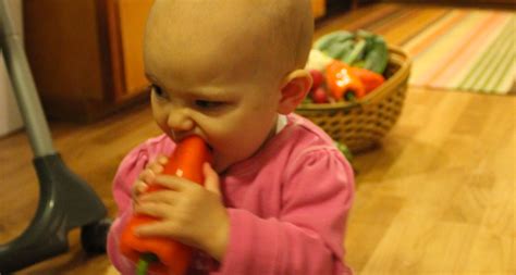 5 Simple Ways To Encourage Your Kids To Eat More Fruits And Veggies