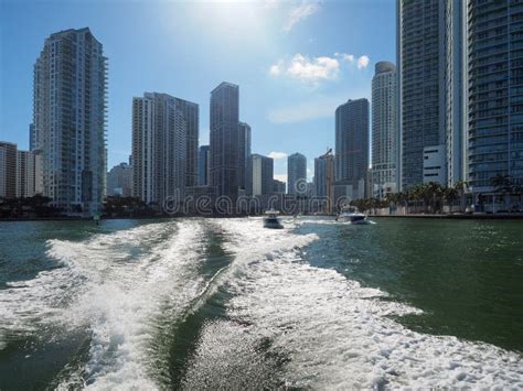 The Miami River Miami Florida Editorial Stock Photo Image Of Blue