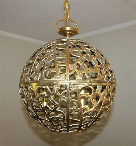 Dhgate offers a large selection of plant lamp e27 and high pressure sodium. Large Pierced Filigree Brass Japanese Asian Ceiling Pendant Light For Sale at 1stdibs